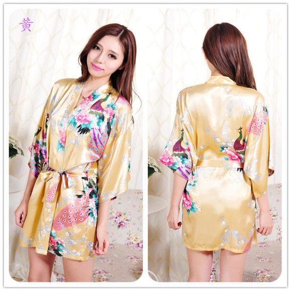 MEI YESIDA Yellow/Gold Silk Satin Kimono Robe - Picture 2 of 4